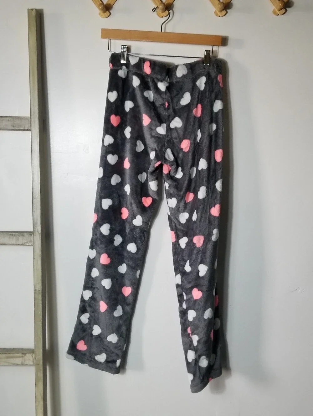 SECRET TREASURES WOMEN'S HEART PAJAMA PANTS SIZE SMALL
